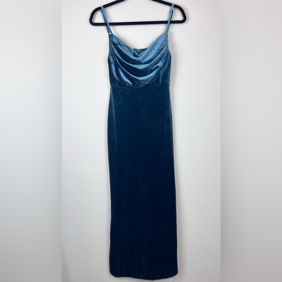 Reverly Skye Velvet Emerald Bridesmaid Dress Sz 0